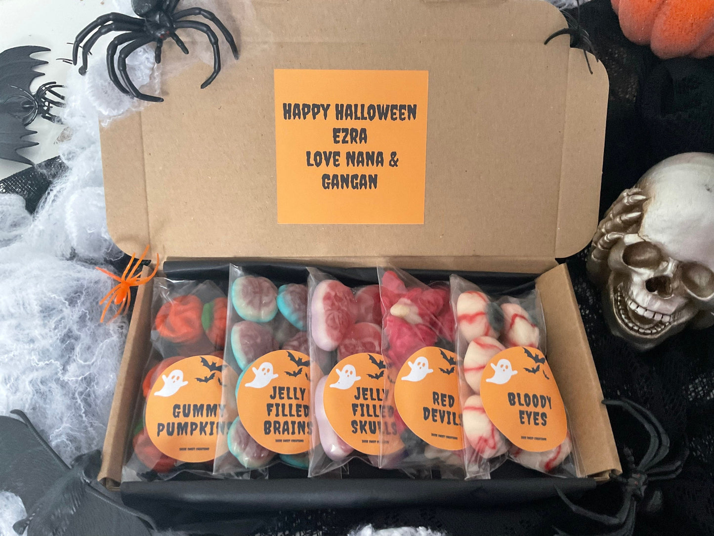 Halloween 325g sweets box